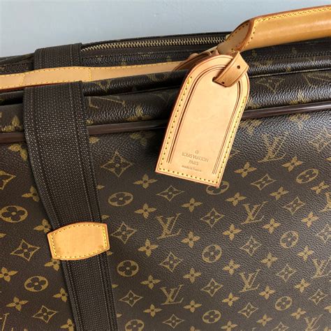 louis vuitton official website with price uae|lv dubai website.